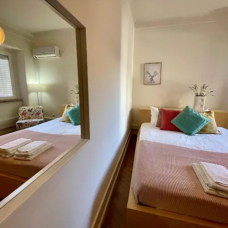 Apartament Bright & Spacious By The River, By Timecooler