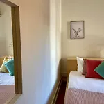 Bright & Spacious By The River, By Timecooler Lisboa
